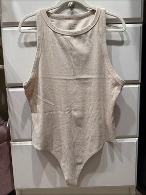 American Eagle Sleeveless Bodysuit in Oatmeal